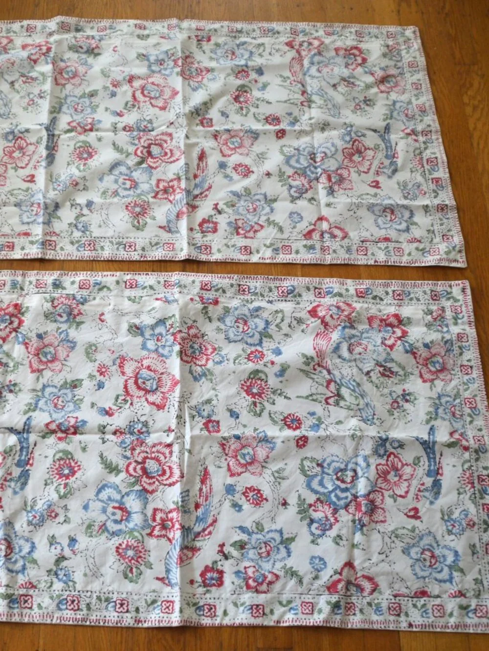 2 Ralph Lauren Lucie KING Pillow Shams Red Green Blue Floral Ikat COTTON Zipper